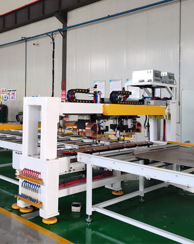 車廂瓦楞板龍門式雙頭自動點焊機(jī)